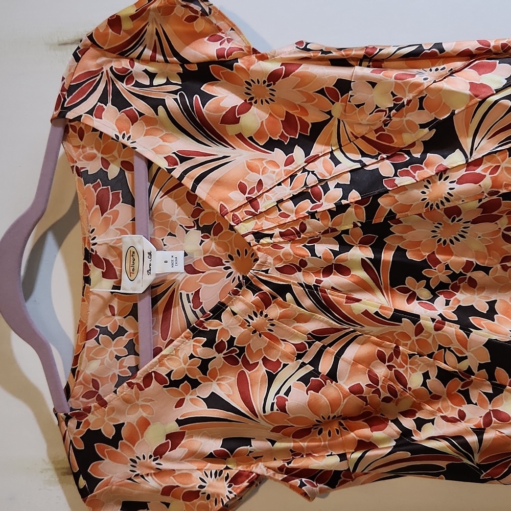 SilkTalbots Women's  Blouse Capped Sleeve  Floral, Size 8,excellent Cond. - Picture 6 of 6
